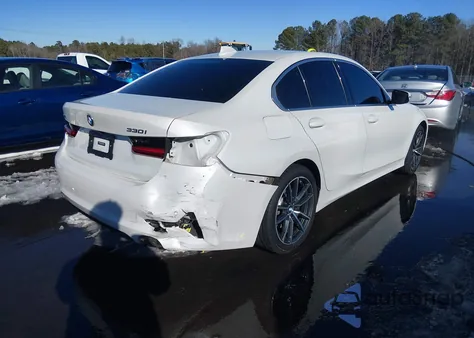 2021 BMW 330I xDrive из США, поврежденный, VIN 3MW5R7J03M8C18302